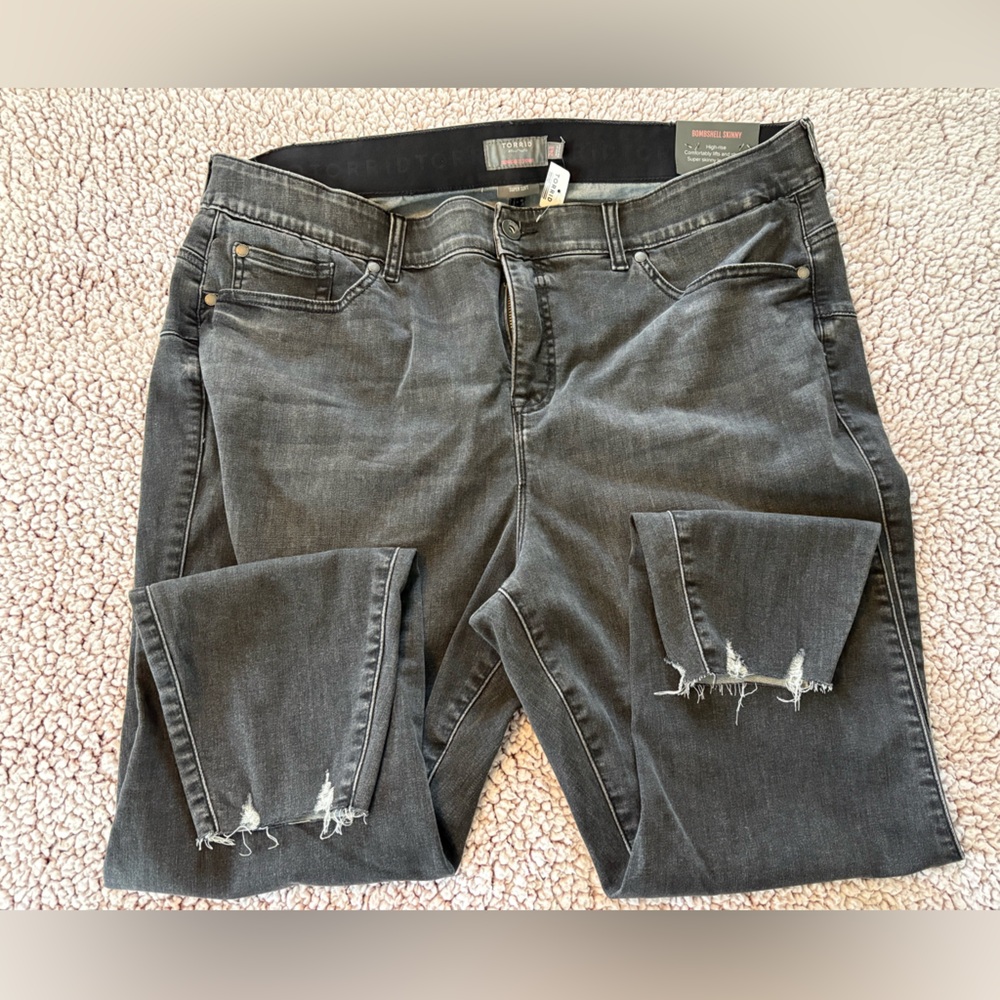 📣‼️ 2 for $50 📣‼️ NWT Torrid Bombshell Skinny High Rise Charcoal Gray 24R